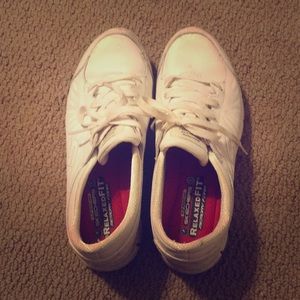 Skechers Slip Resistant Tennis Shoes